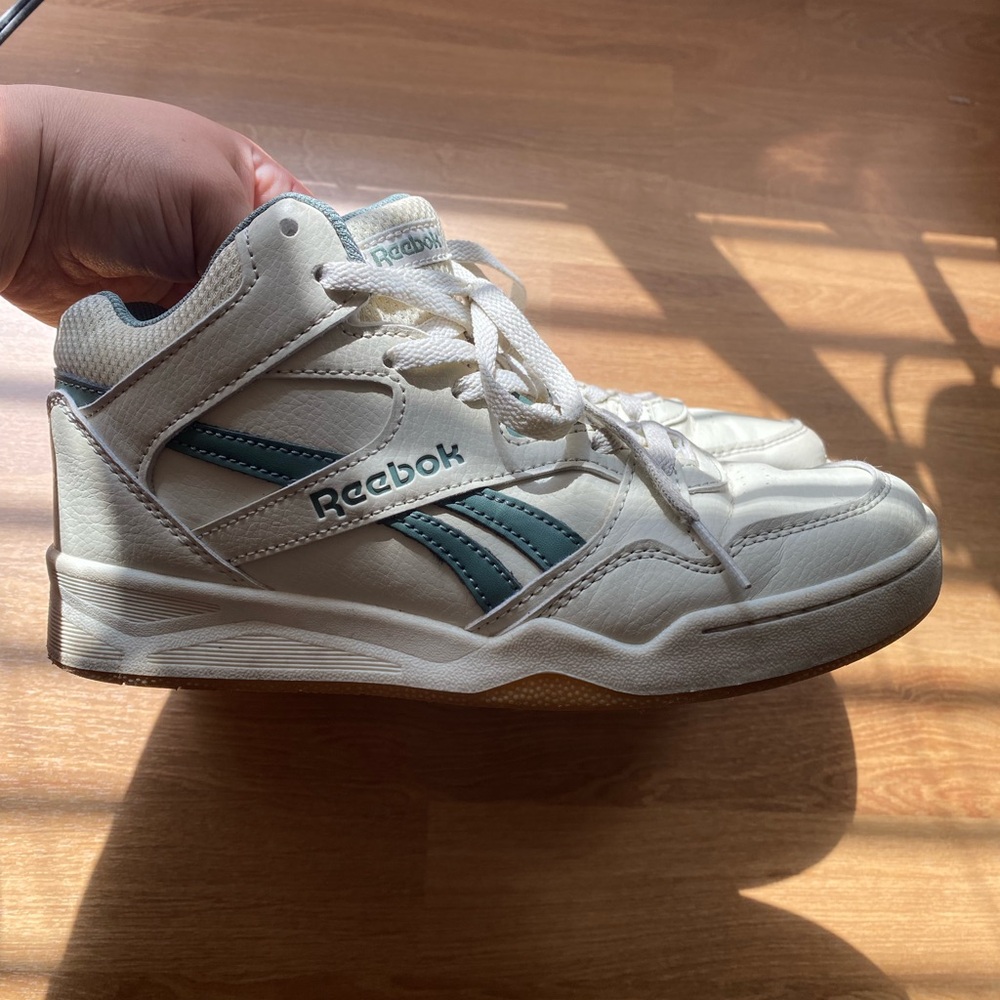 Reebok Kids Cream and Teal Sneakers